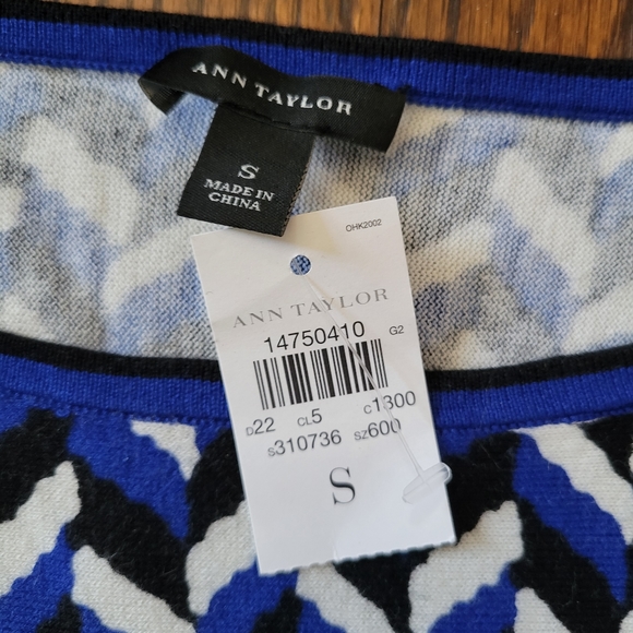 NWT Ann Taylor Sweater Top - Picture 5 of 5